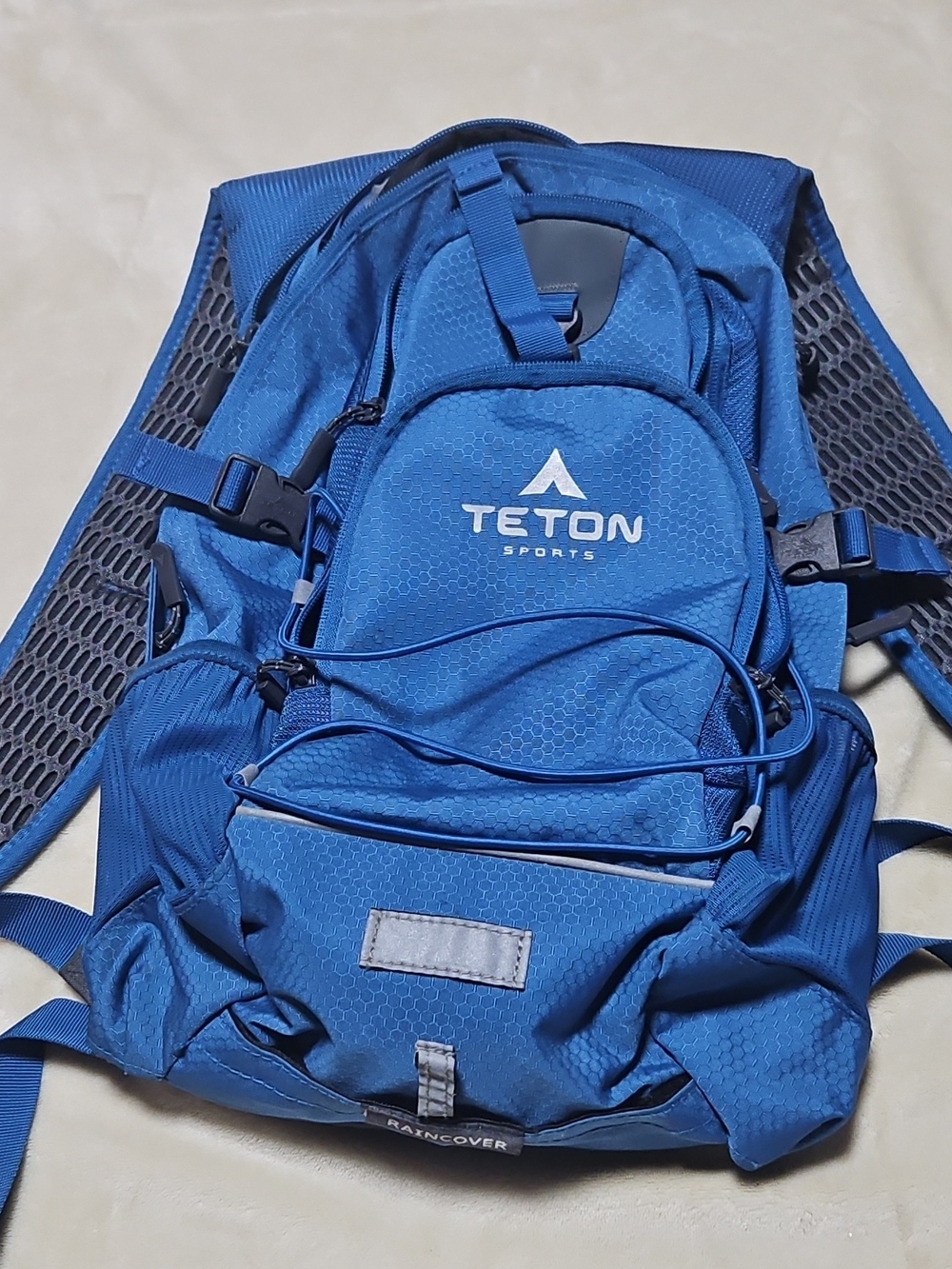 TETON Sports Men's Blue Hydration Backpack